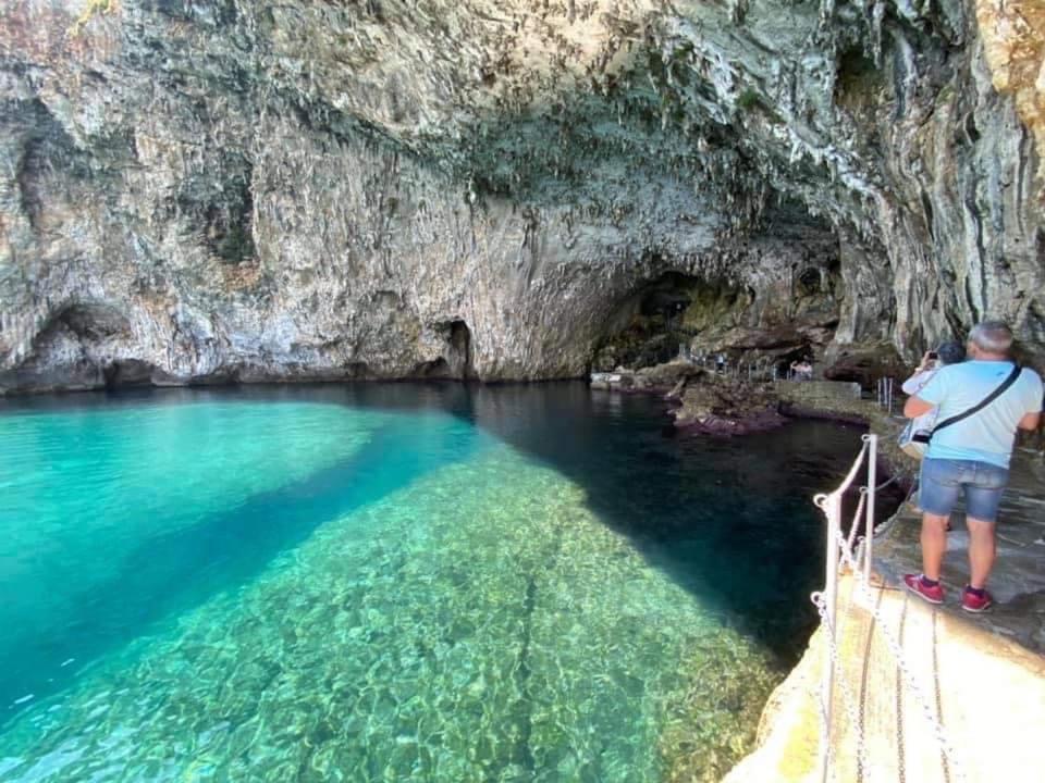 Вилла Casa Alba Castro Salento Экстерьер фото